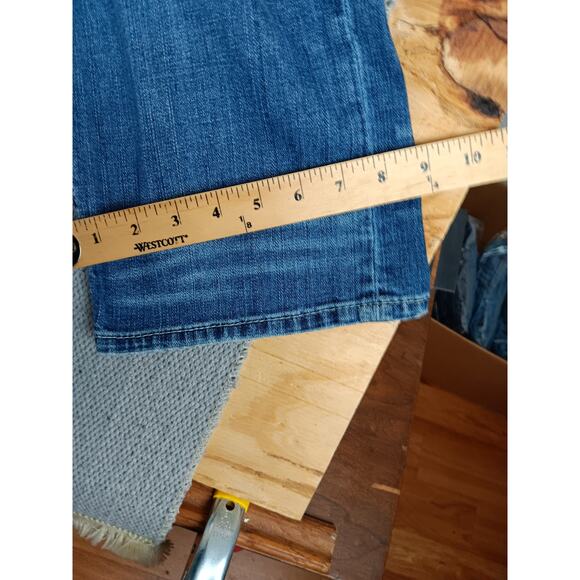 BKE Buckle Tyler Jeans Mens 38R 38X31 Blue Straight Leg Whiskered Distressed - Picture 13 of 14
